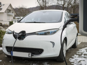 lynwood ev repairs, electric car service, ev maintenance